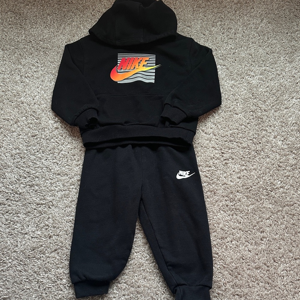 Nike Kids Gradient Futura Pullover Hoodie and Jogger Set